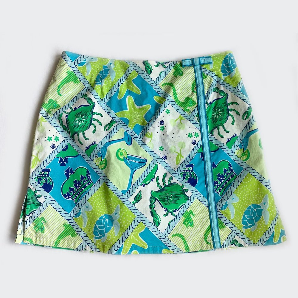 Lilly Pulitzer Crab/Starfish/Turtle Pattern Skort Size 4